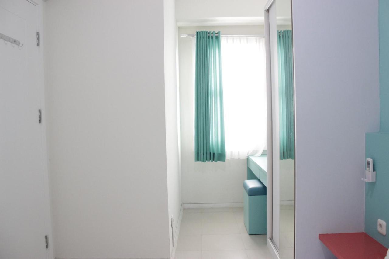 Modern Chic 2br Parahyangan Near Unpar By Travelio Bandung