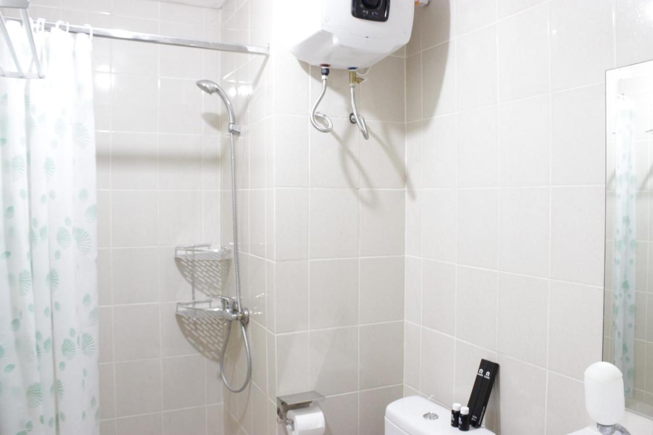 Modern Chic 2br Parahyangan Near Unpar By Travelio Apartemen *